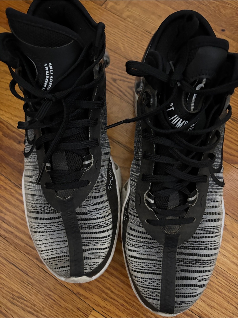 Nike Men's Black and Gray Knit High-Top Trainers